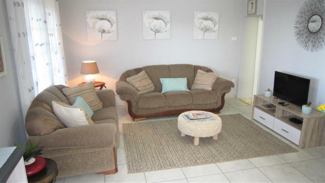 See Rus Self Catering Unit In Westbrook Kzn Private Neat And Cosy Екстериор снимка